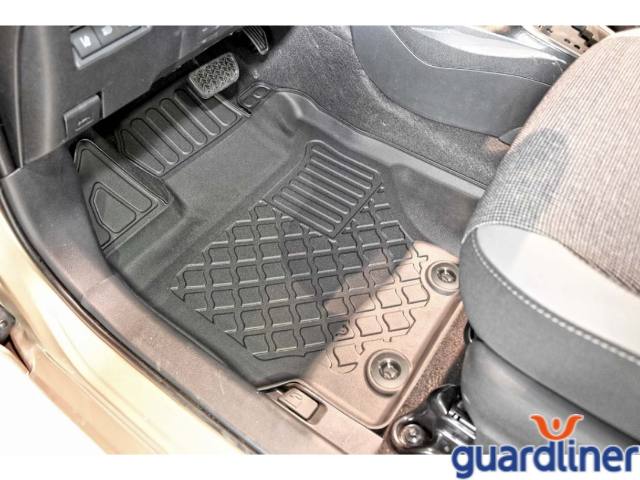 gumové rohože so zvýšeným okrajom autorohože Aristar 603377 Guardliner Toyota Yaris Hybrid