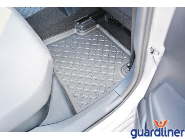 gumové rohože so zvýšeným okrajom autorohože Aristar 603388 Guardliner Toyota Corolla XII sedan touring sports