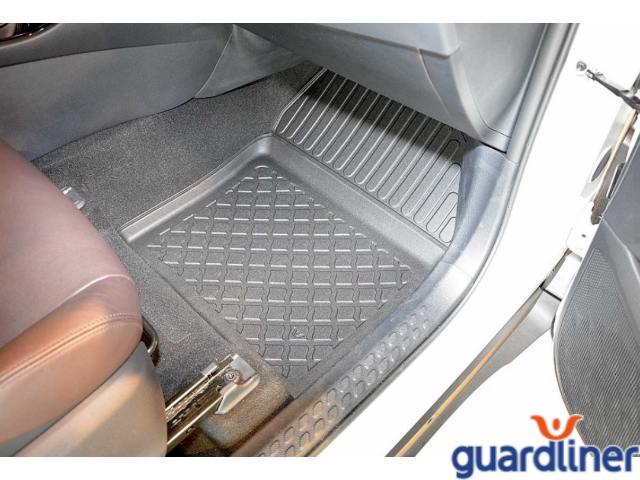 gumové rohože so zvýšeným okrajom autorohože Aristar 604280 Guardliner Toyota Corolla Cross