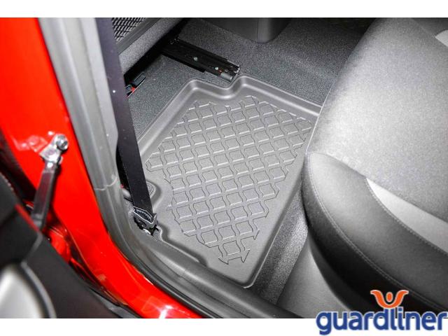 gumové rohože so zvýšeným okrajom autorohože Aristar 603315 Guardliner Hyundai Kona
