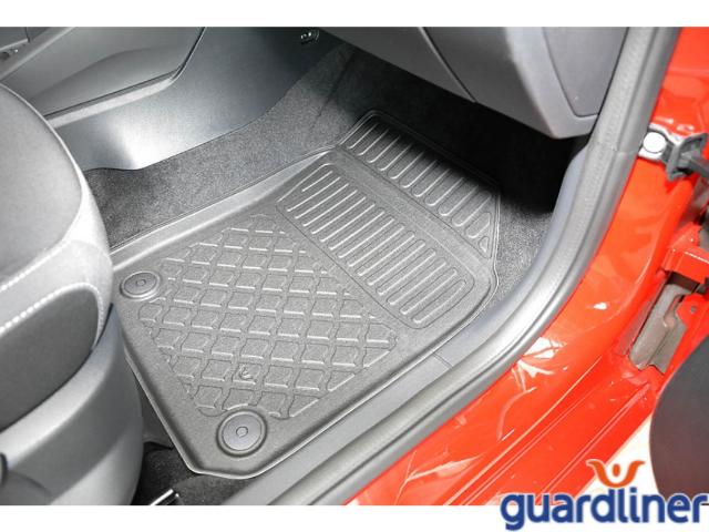 gumové rohože so zvýšeným okrajom autorohože Aristar 603289 Skoda Fabia III hatchback combi kombi