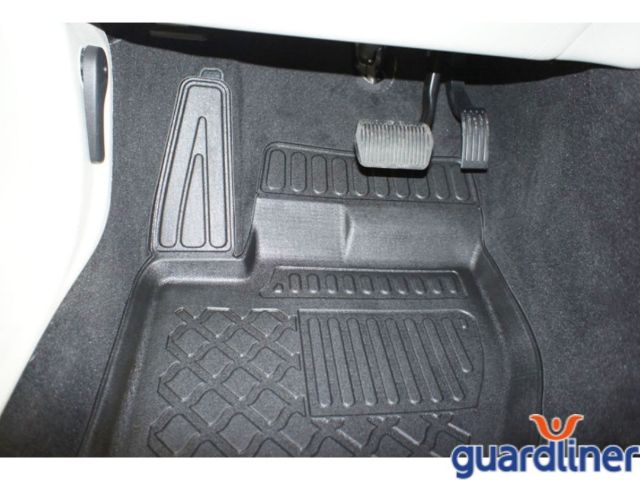 gumové rohože so zvýšeným okrajom autorohože Aristar 602589 Guardliner Volvo V40