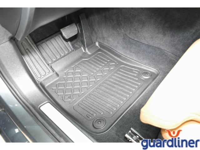 gumové rohože so zvýšeným okrajom autorohože Aristar 602596 Guardliner Volvo V60