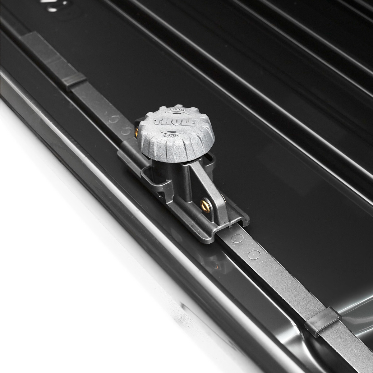 stresny box autobox thule pacific 780 antracit autohaus