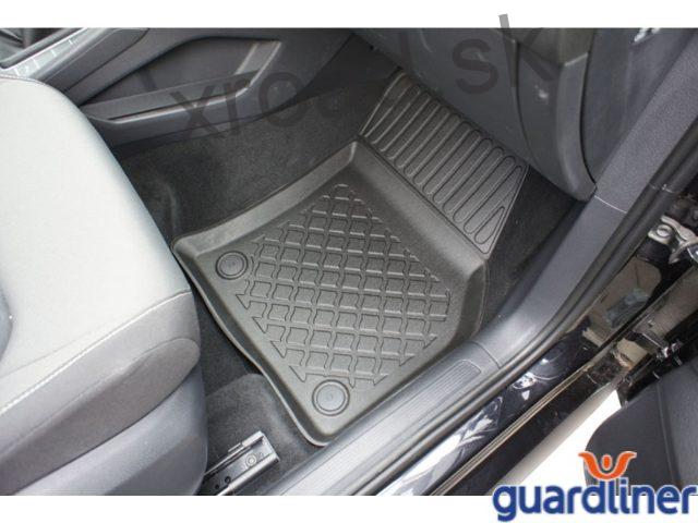 Autorohože so zvýšeným okrajom 3D GUARDLINER Škoda Karoq od 2017 (SADA) (ARISTAR)