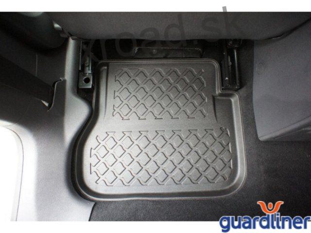 Autorohože so zvýšeným okrajom 3D GUARDLINER VW Caddy (aj Maxi, Cargo, Kombi) 5m, bez 3 rady (2004-2020) (SADA) (ARISTAR)