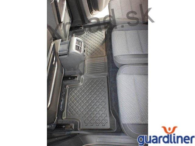 Autorohože so zvýšeným okrajom 3D GUARDLINER VW Touran 5m, 7m od 2015 (SADA) (ARISTAR)