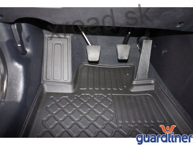 Autorohože so zvýšeným okrajom 3D GUARDLINER Kia Sportage III (2010-2015) (SADA) (ARISTAR)