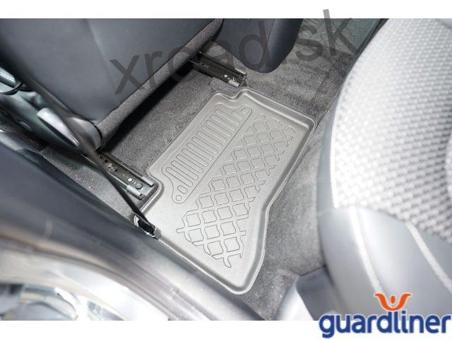 Autorohože so zvýšeným okrajom 3D GUARDLINER Kia Ceed III Plug-in Hybrid Sportwagon od 2020 (SADA) (ARISTAR)