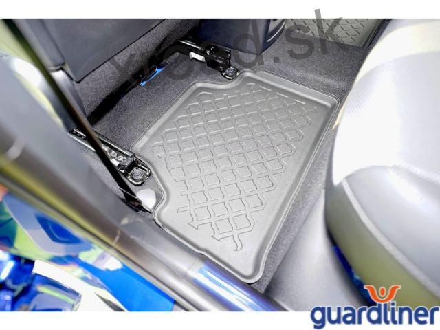 Autorohože so zvýšeným okrajom 3D GUARDLINER Kia E-Soul od 2019 (SADA) (ARISTAR)