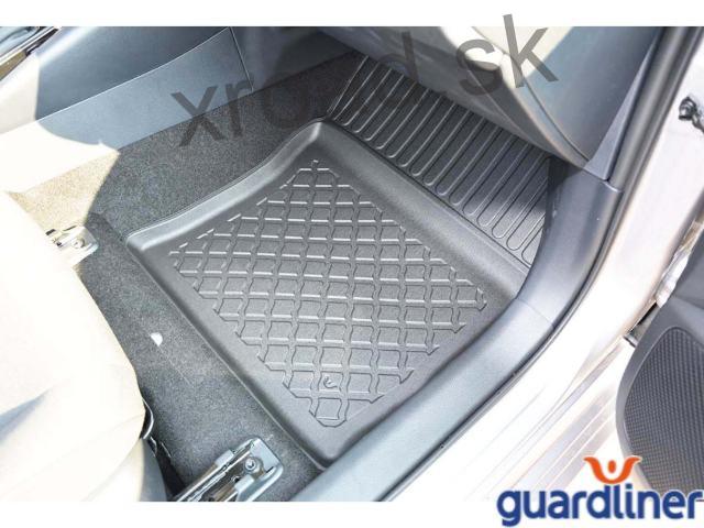 Autorohože so zvýšeným okrajom 3D GUARDLINER Toyota Corolla XII sedan/touring sp. (aj Hybrid) od 2018 (SADA) (ARISTAR)