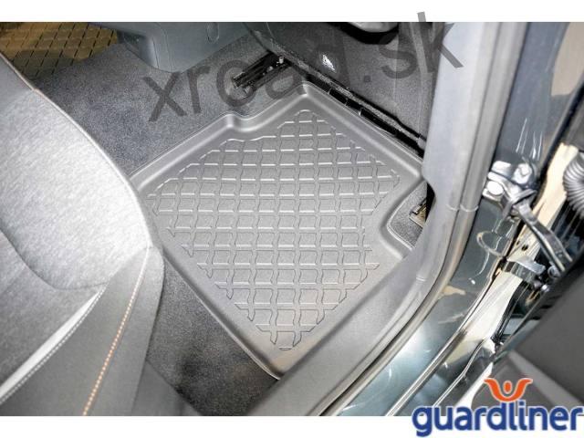 Autorohože so zvýšeným okrajom 3D GUARDLINER Škoda Kamiq od 2019 (SADA) (ARISTAR)