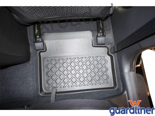 Autorohože so zvýšeným okrajom 3D GUARDLINER Hyundai i30 II (2011-2017) (SADA) (ARISTAR)